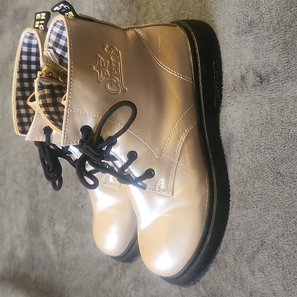 Kid's Ovekos brand rain boots. Size 4.5 US (35 EU) NWOT